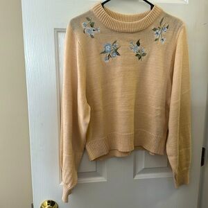 NWT H&M Divided Beige Floral Sweater - Size S